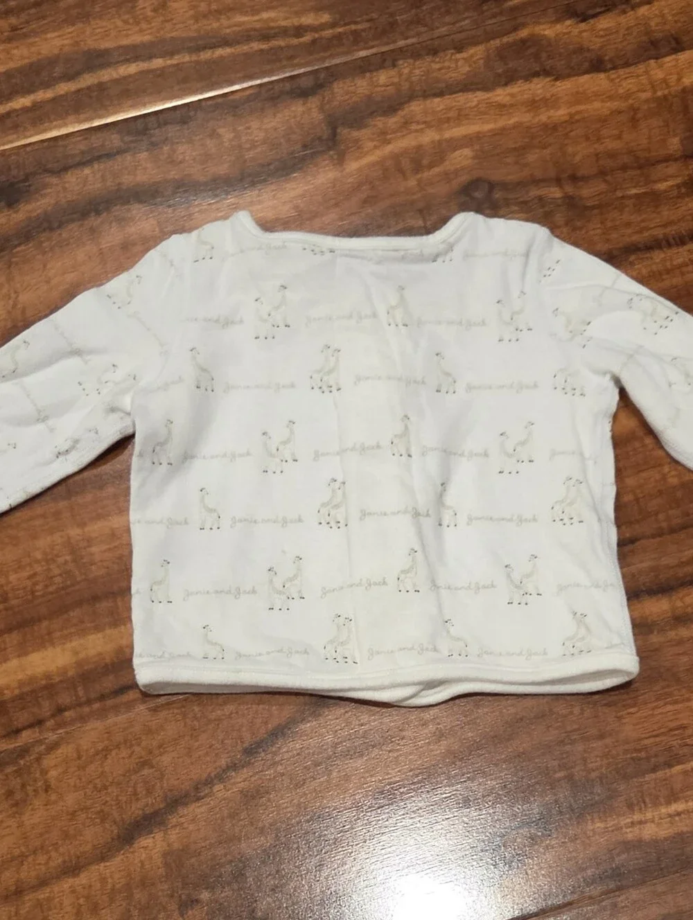 Janie and Jack EUC Newborn Giraffe Print Set and Reversible Hat